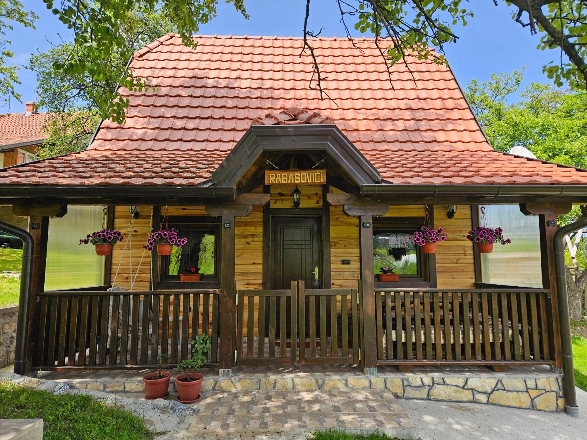 Brvnara Ispod Stare Kruske Ferienhaus